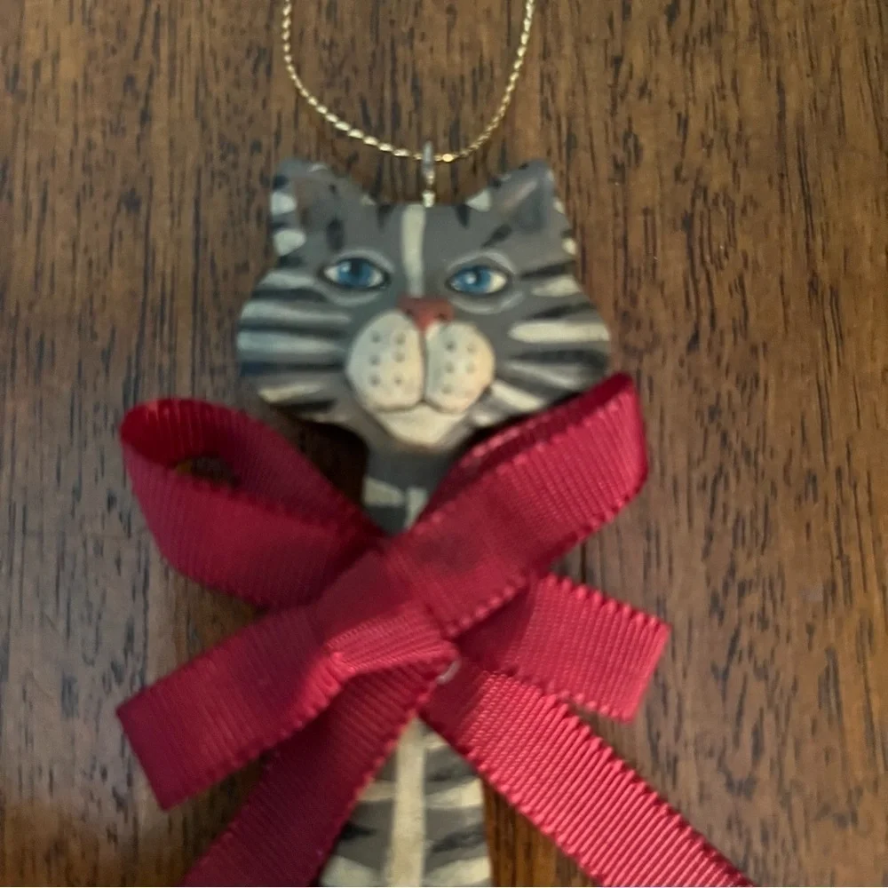 Kurt Adler Long Neck Cat with Burgundy Bow Resin Vintage Collectible